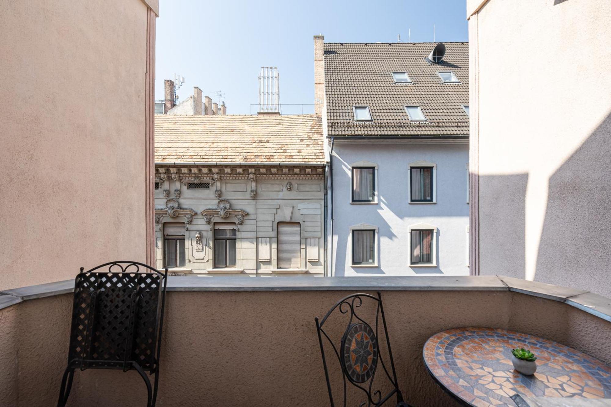Dorsett Heights Apartment Budapesta Exterior foto